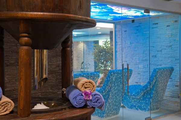 Elegance Resort Hotel